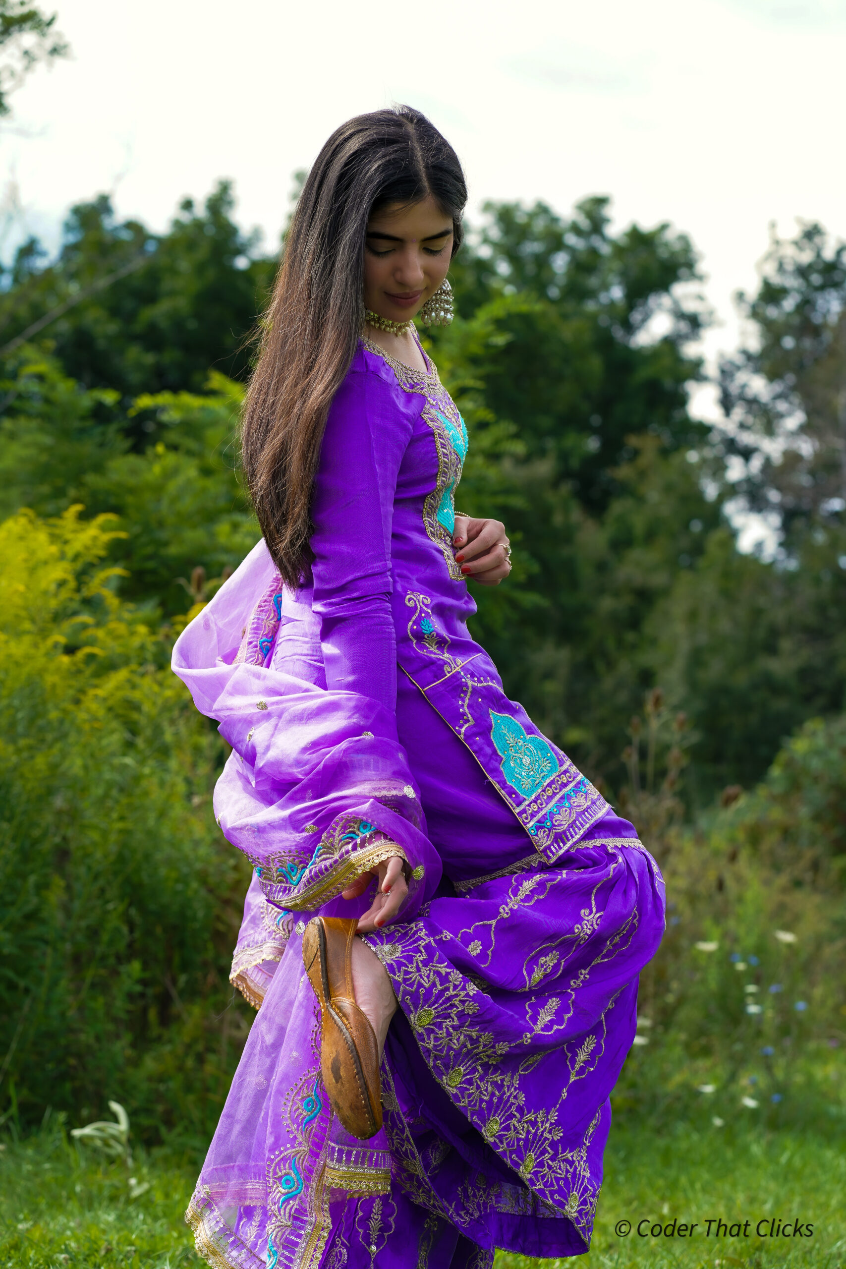 Sharara portrait session Brampton outdoor